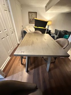 Modern Counter Height Dining / Entertainment Table Set