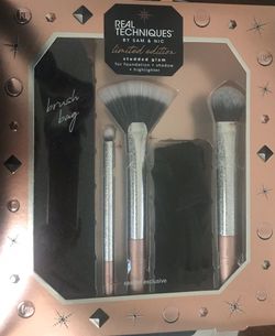 Brush set new