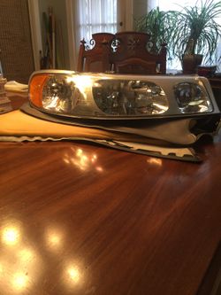 01- Town Car headlight Right