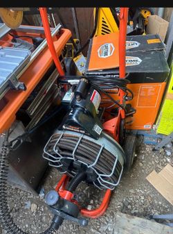 DRAIN CLEANER Speedrooter 92R with 100 Em5 100 ft 3/4