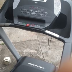 Nice Clean Working Pro-form Treadmill 