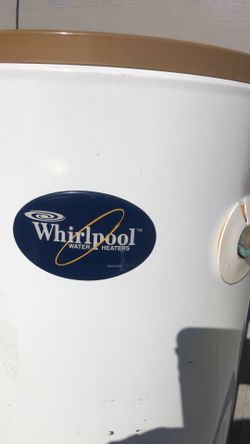 40 gall Whirlpool water  heather working and very clean inside.
