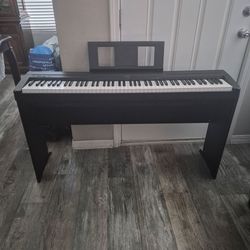 Yamaha Electronic Piano