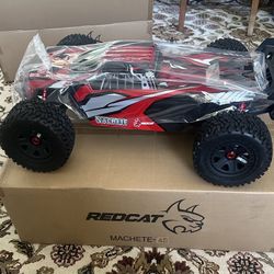 Machete 4S 1/6 Scale Brushless Monster Truck