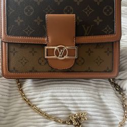 Louis Vuitton Dauphine MM Bag 