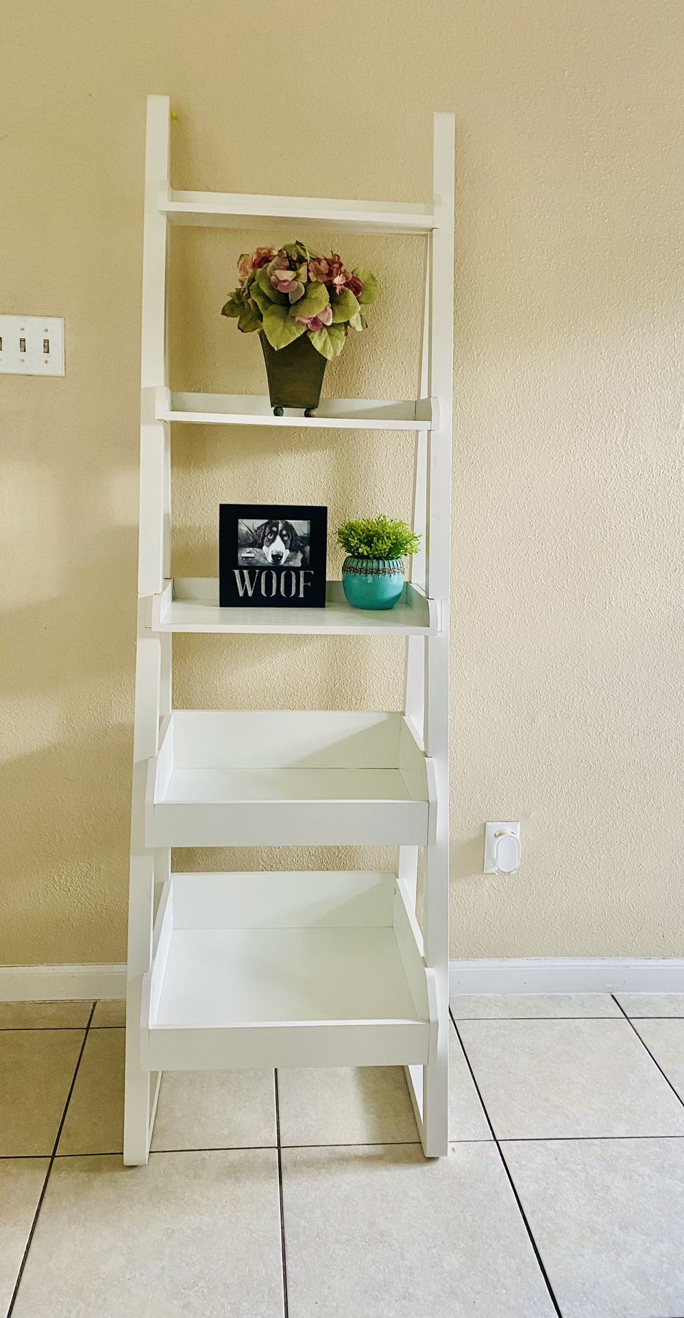 Bookshelf - White