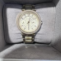 Michael Kors Watch Woman