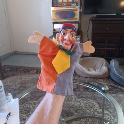 MR. ROGERS NEIGHBORHOOD PUPPET