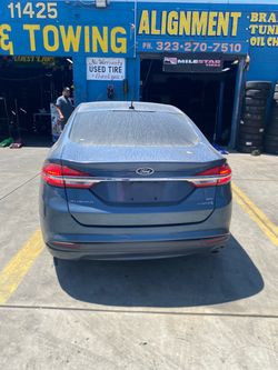 2018 Ford Fusion Hybrid Sedan
