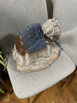 Big Vintage  Mold Ceramic   Sitting Camel