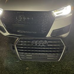 Audi 2017 Q7 Grill 100$