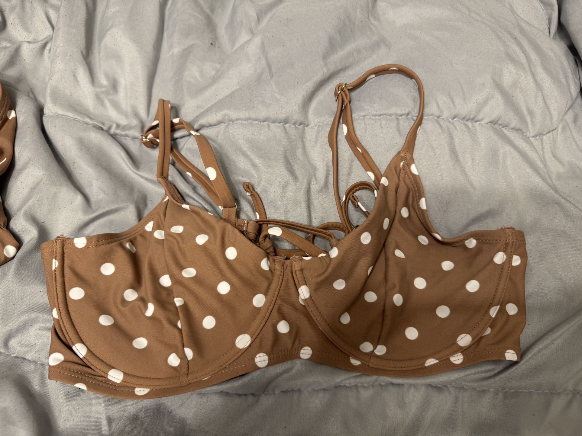 Polka dot Bikini