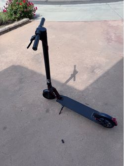 Electric scooter