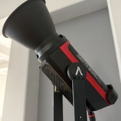 Aputure LS C300D II LED Light Kit – Perfect Condition