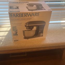 BRAND NEW $110 FARBERWARE 5 QUART STAND MIXER FOR ONLY $85