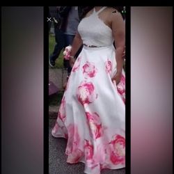 Beautiful 2 pc prom dress top and bottom worn 1 time for only 2 hours looks beautiful in person pink and white sz 14