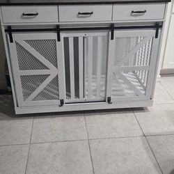 Farm House Style Dog Kennel