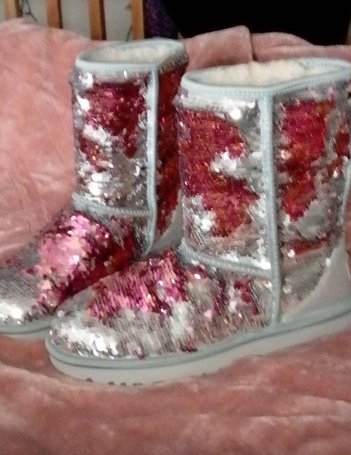 UGG BOOTS SEQUINED