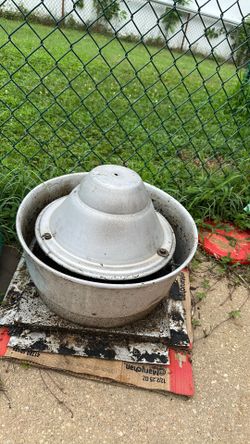 Hood motor