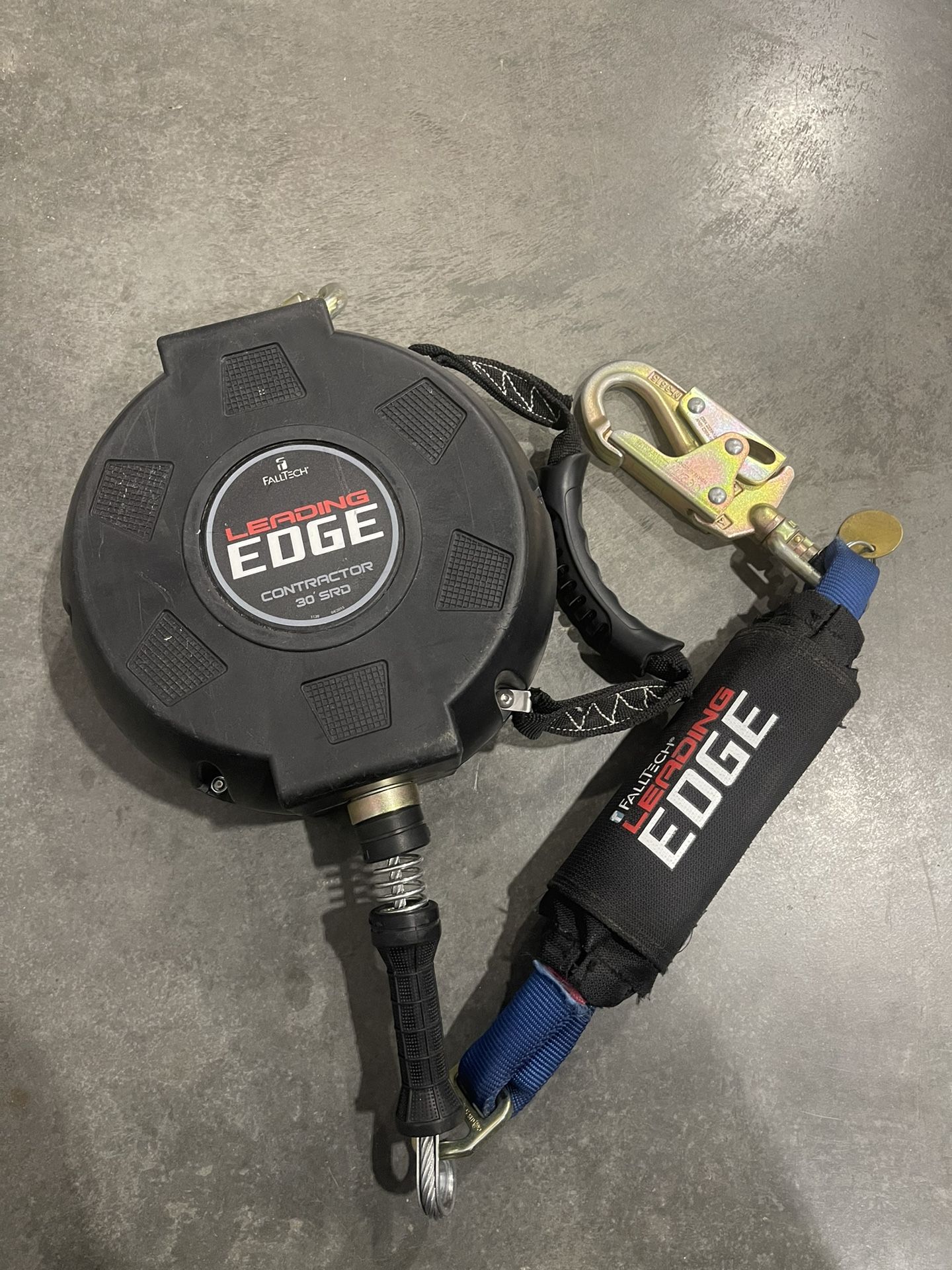 FALLTECH SELF RETRACTING LIFELINE