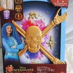 Disney Descendants: The Rise of Red The Sorcerer’s Cookbook 