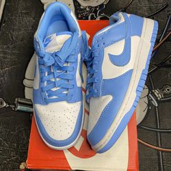 Nike Dunk Low Unc Size 8