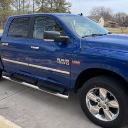 LUND 5" CURVED OVAL STAINLESS NERF BARS