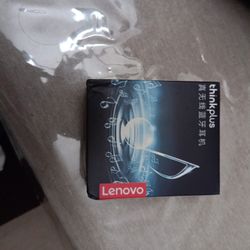 Lenovo bluetolth earbuds