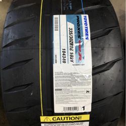 33530ZR18 Toyo Proxes R888rs *$350 PER TIRE🔥✅*