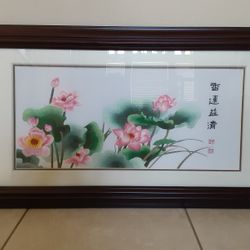 ORIENTAL DECOR A LARGE SILK EMBROIDERY WALL PICTURE 