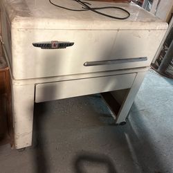 Antique Clothes press