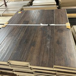 Brand New Laminate Floor 10MM-13MM Thick