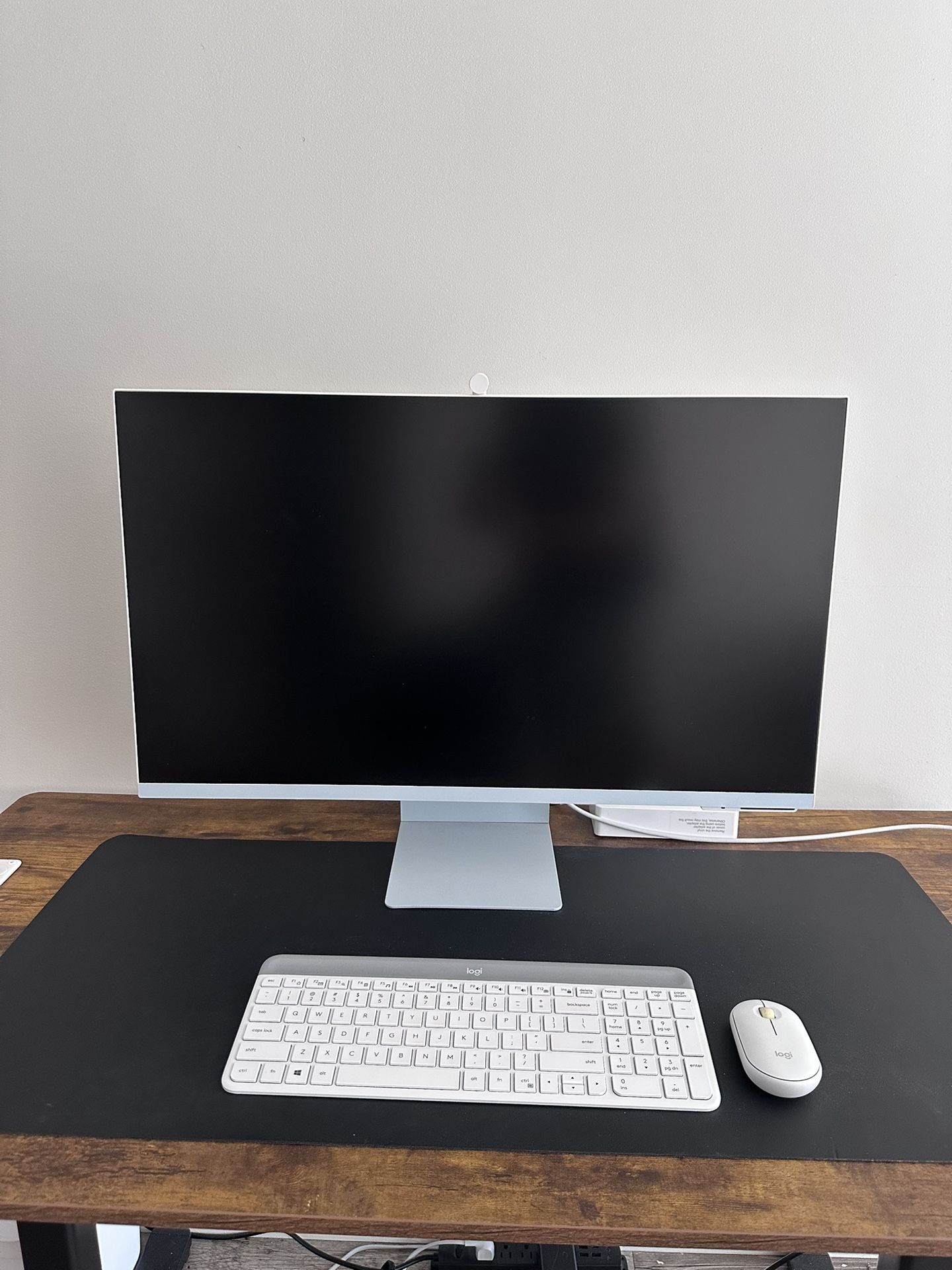 Samsung 32” M8 Monitor