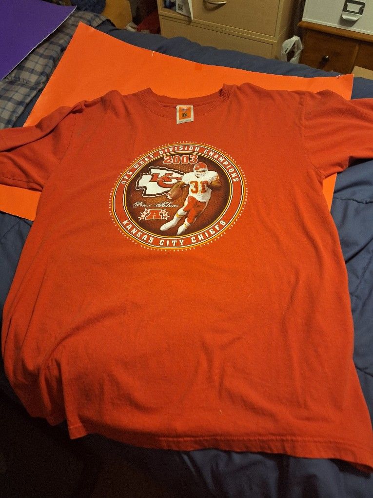 Priest Holmes #31 Kc Chiefs 2003 AFC West Division Champion Long Sleeve Shirt-$15.00