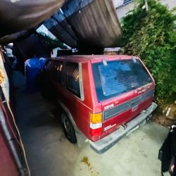 1992 Nissan Pathfinder