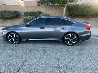2020 Honda Accord Sport 4D Titulo Salvage Motor y transmission buenas condiciones motor 1.5 Turbo con