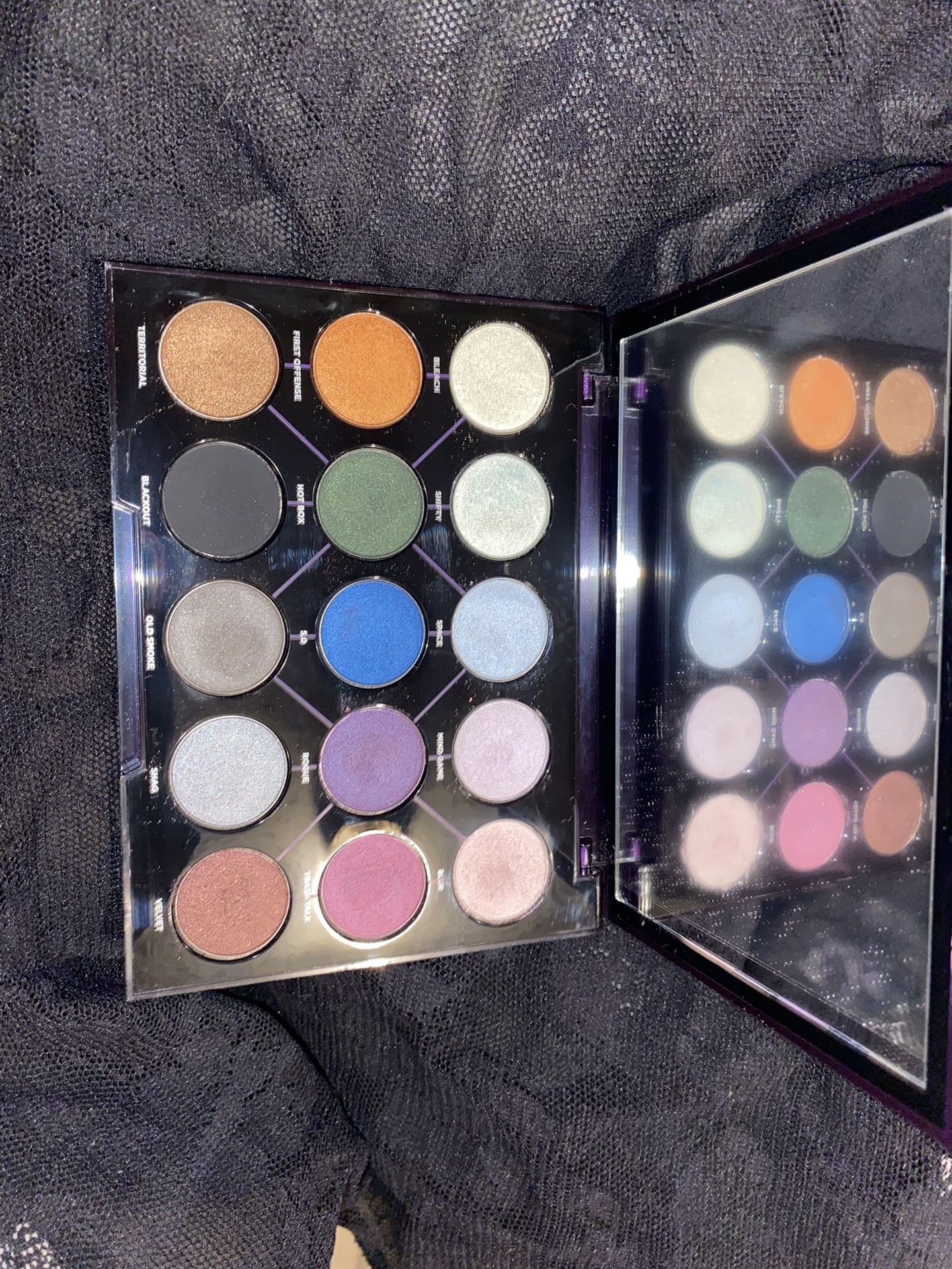 urban decay distortion eyeshadow pallete
