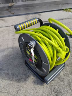 Large spool cords brand new