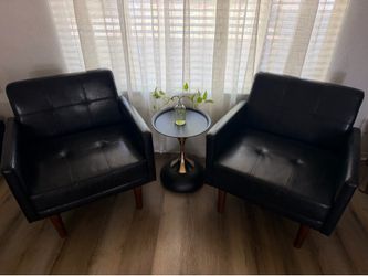 Black Leather Chairs & Table