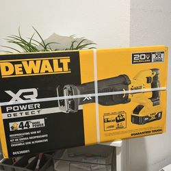 Dewalt RECIPROCATING SAW KIT