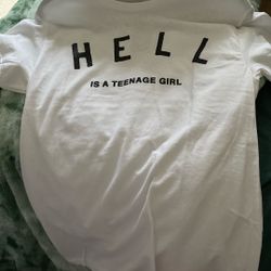 Nessa Barnett Graphic Tee