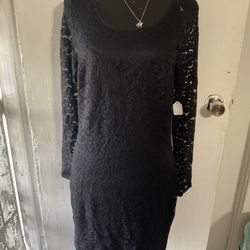 Bonito  vestido  de fiesta  Size 2 x L  nuevo