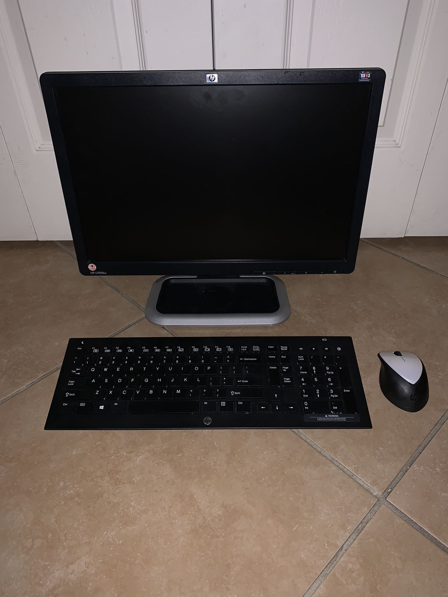HP monitor, wireless keyboard, and wireless mouse only. NO COMPUTER