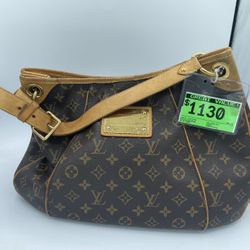 Louis Vuitton Galliera PM