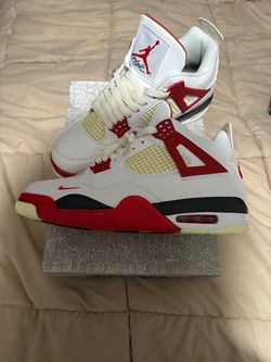 Brick after brick Jordan 4 size 9.5