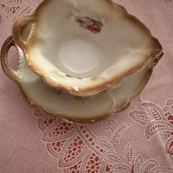 Vintage Leaf Shaped Dish And Matching Leaf Shaped Plate