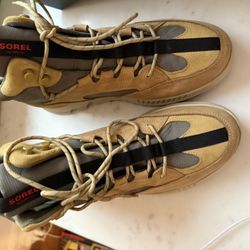 Sorel Mac Hil Lite Boots