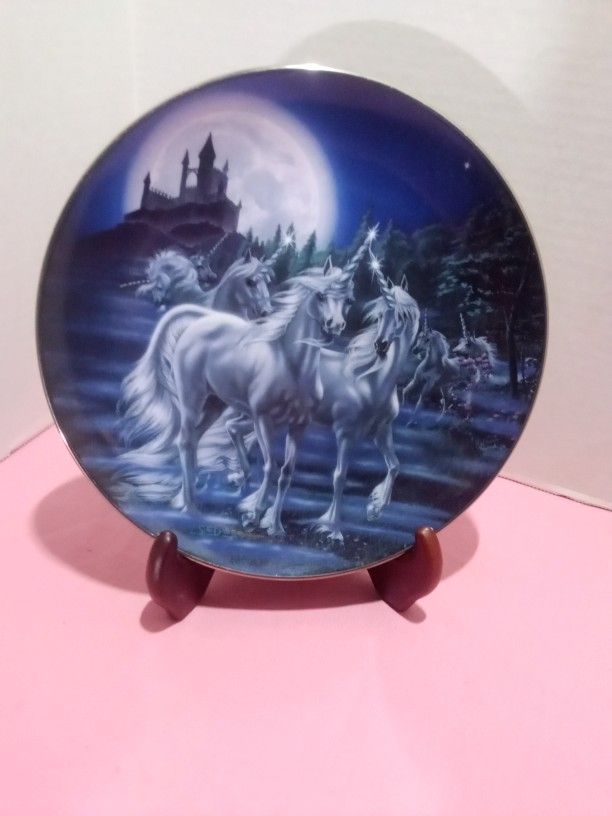Royal Doulton Gathering Of The Unicorns