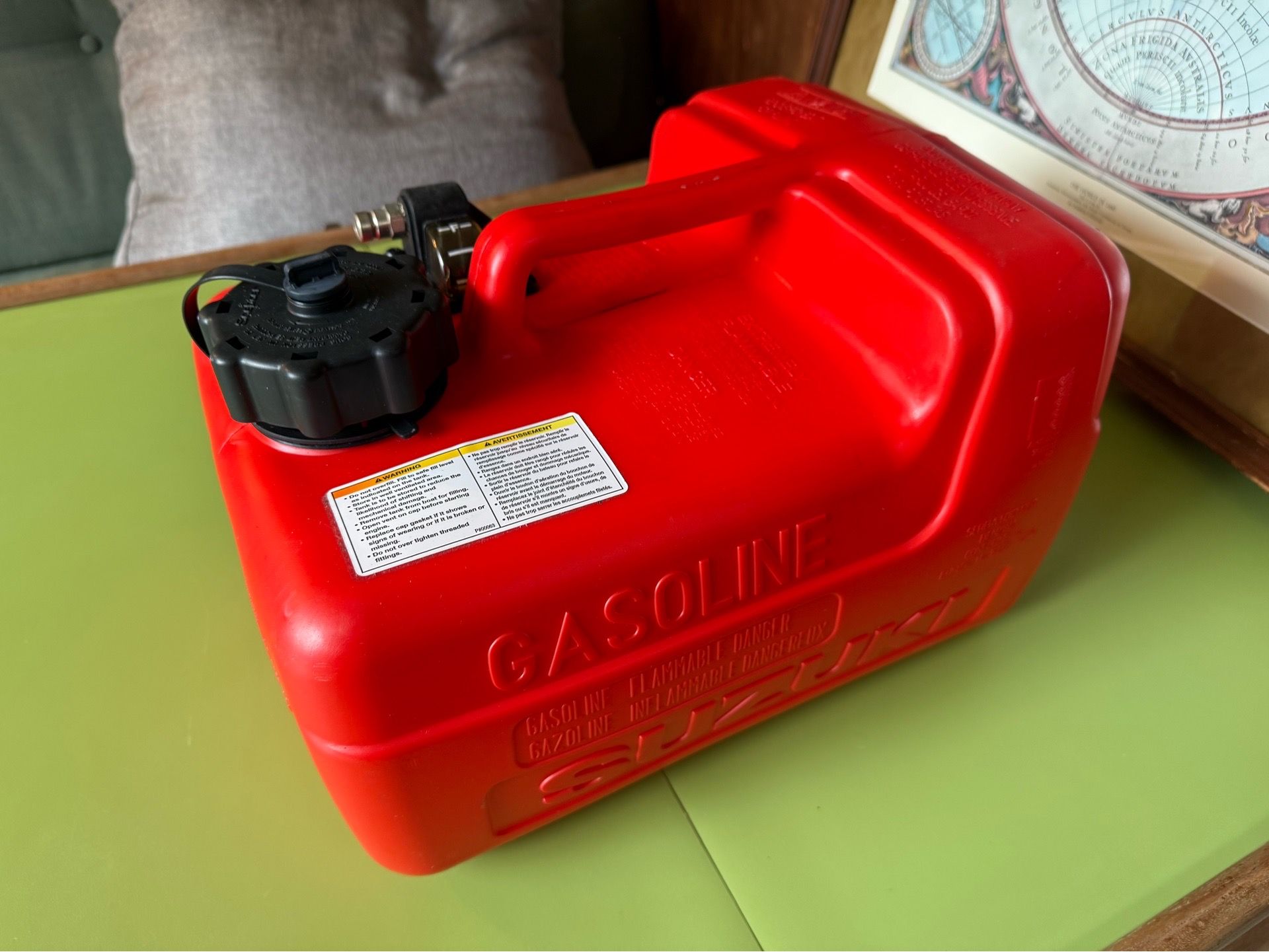 Suzuki 3 Gallon Fuel Tank w/ Gauge – Brand New