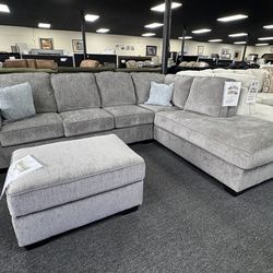 Altari Sectional. 🚚WE DELIVER🚚